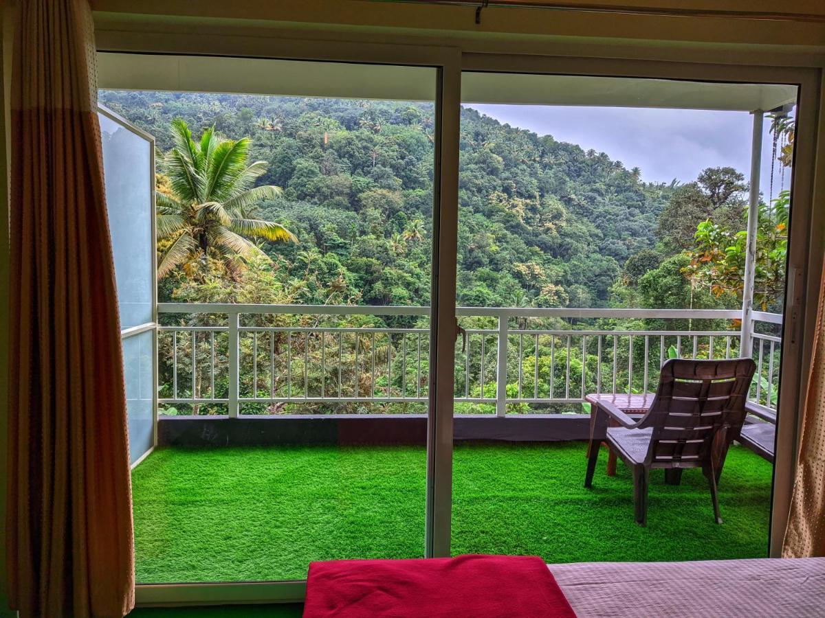 Riverbench Homestay Munnar Anaviratty Exteriör bild